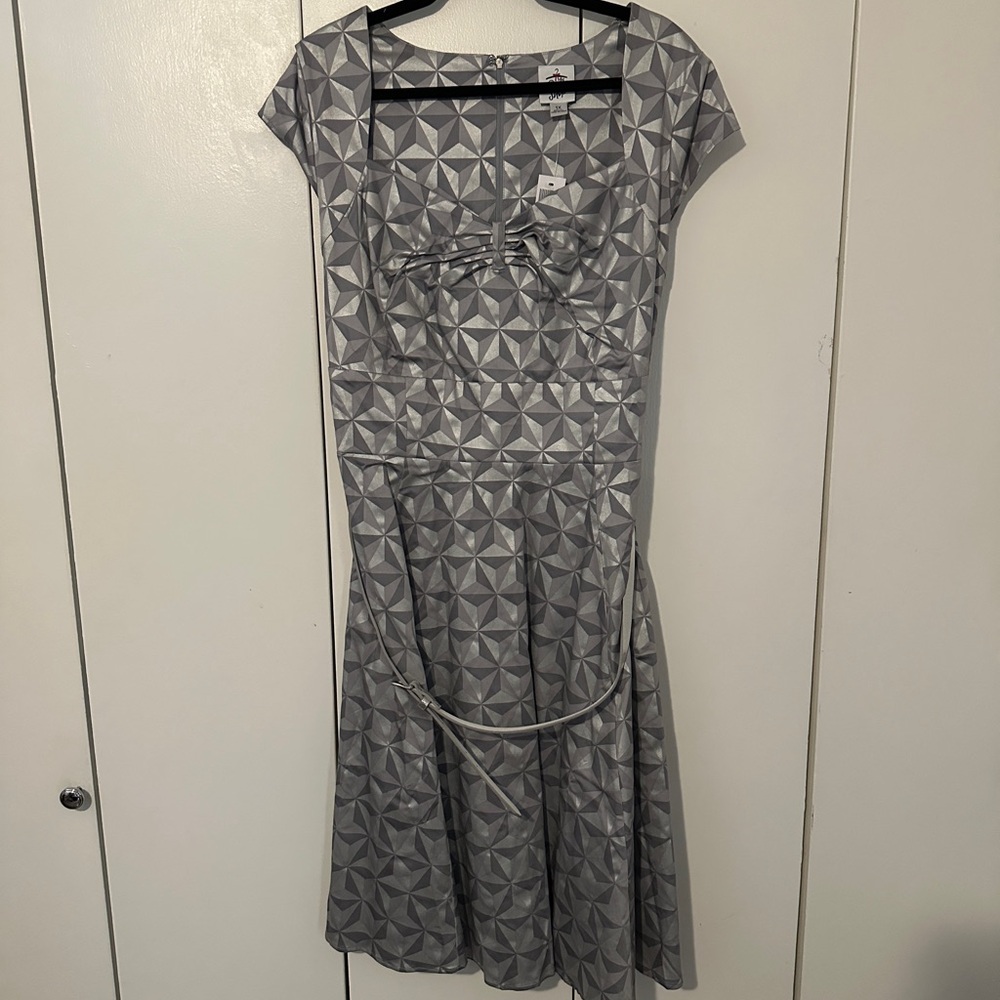 Disney the dress shop Spaceship earth dress